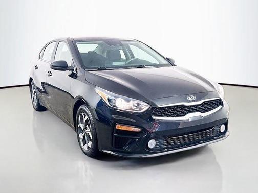 Aurora Black 2021 Kia Forte LXS