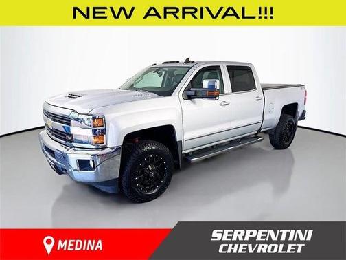 Silver Ice Metallic 2017 Chevrolet Silverado 3500 LTZ