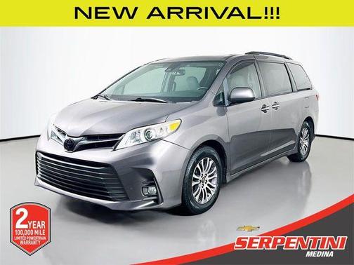2019 Toyota Sienna L