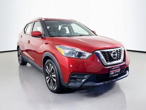 Cayenne Red 2019 Nissan Kicks SV