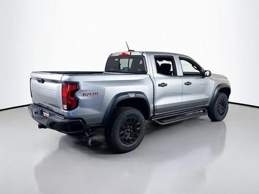 Sterling Gray Metallic 2026 Chevrolet Colorado Trail Boss