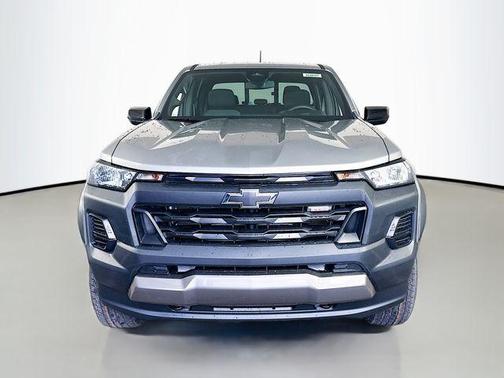 Sterling Gray Metallic 2026 Chevrolet Colorado Trail Boss