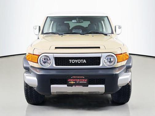2013 Toyota FJ Cruiser Base