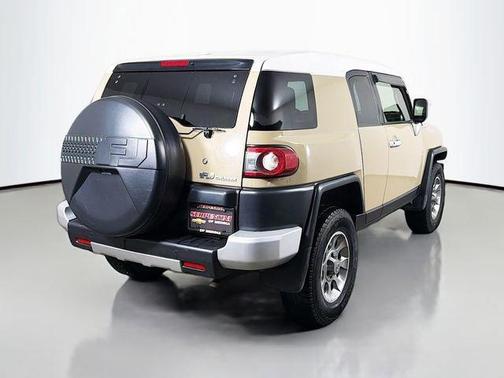 2013 Toyota FJ Cruiser Base