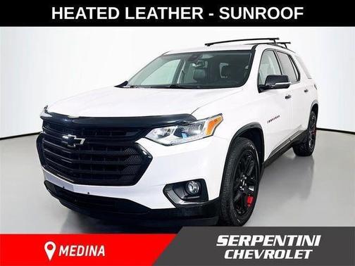 Iridescent Pearl Tricoat 2018 Chevrolet Traverse Premier
