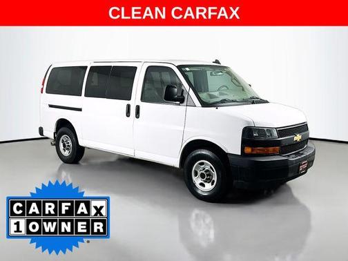 2022 Chevrolet Express 3500 LS