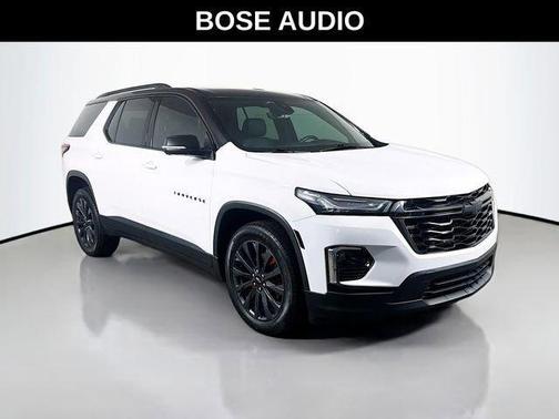 Summit White 2023 Chevrolet Traverse RS