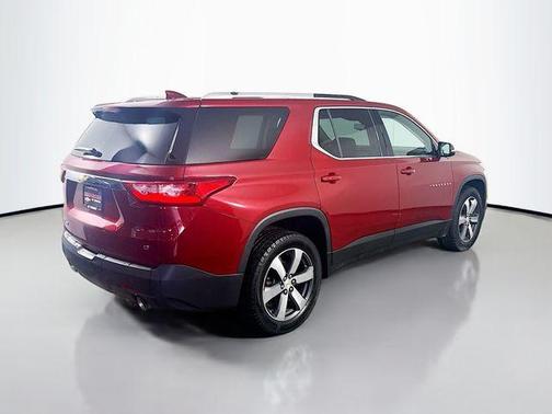 Cajun Red Tintcoat 2018 Chevrolet Traverse LT Leather
