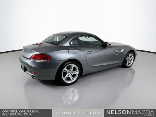 Space Gray Metallic 2011 BMW Z4 sDrive35i