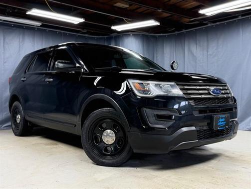 Black 2017 Ford Utility Police Interceptor Base