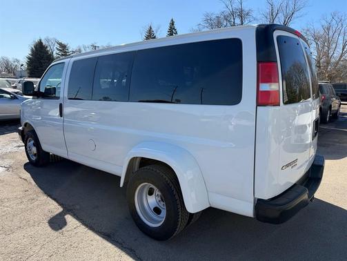 2012 Chevrolet Express 3500 LS