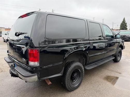 Black 2005 Ford Excursion XLT