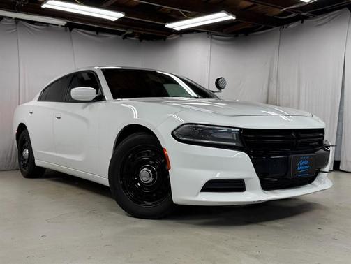 White 2019 Dodge Charger Police