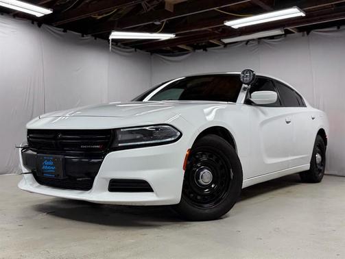 White 2019 Dodge Charger Police