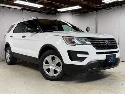 White 2017 Ford Utility Police Interceptor Base