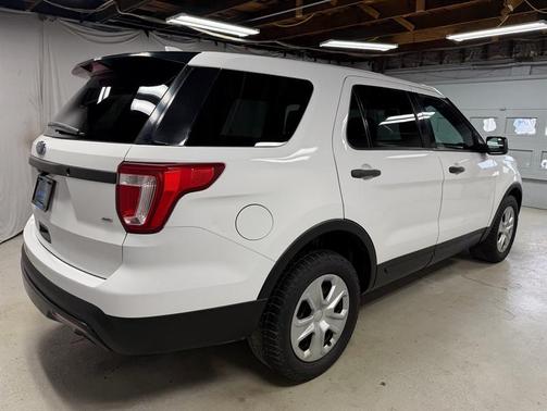 White 2017 Ford Utility Police Interceptor Base