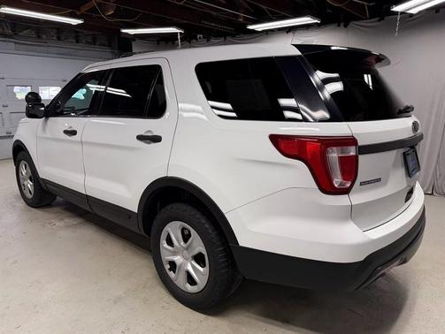 White 2017 Ford Utility Police Interceptor Base