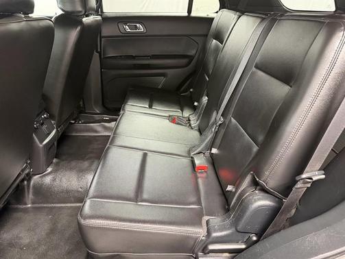 White 2017 Ford Utility Police Interceptor Base