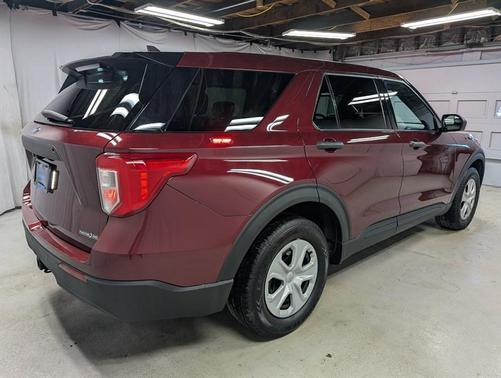 2023 Ford Utility Police Interceptor Base