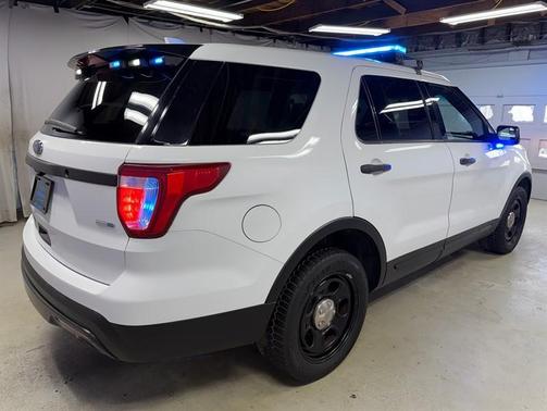 White 2017 Ford Utility Police Interceptor Base