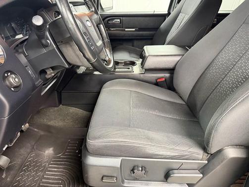 Gray 2017 Ford Expedition XL
