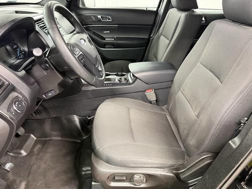 Black 2017 Ford Utility Police Interceptor Base