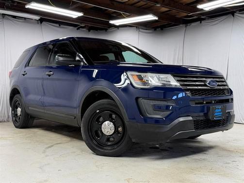 Blue 2016 Ford Utility Police Interceptor Base