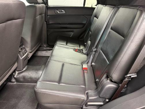 Blue 2016 Ford Utility Police Interceptor Base