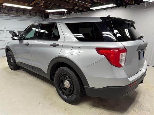 2022 Ford Utility Police Interceptor Base