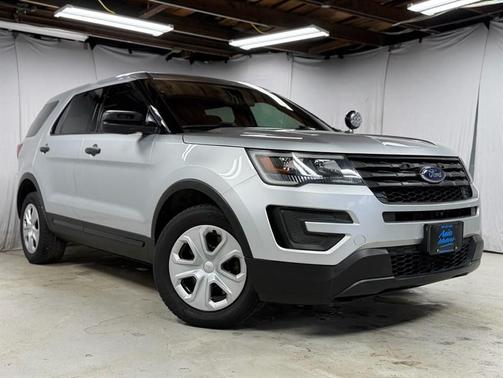 Silver 2017 Ford Utility Police Interceptor Base