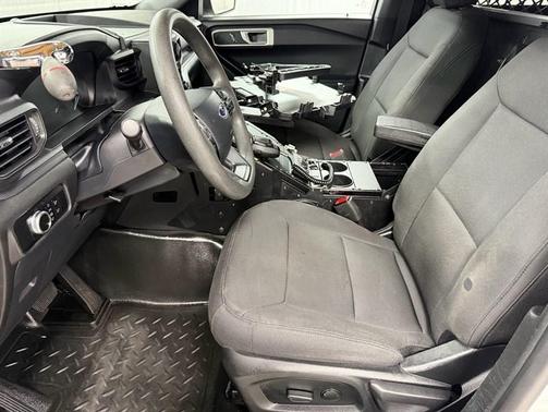 2023 Ford Utility Police Interceptor Base