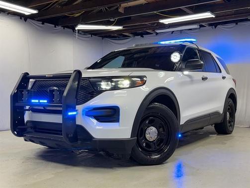 2023 Ford Utility Police Interceptor Base