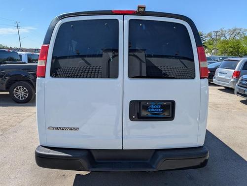 2012 Chevrolet Express 3500 LS