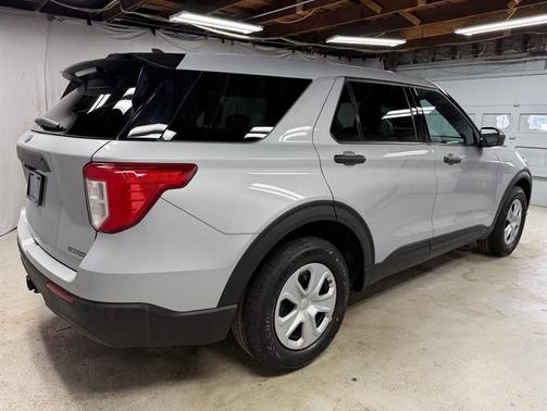 Silver 2023 Ford Utility Police Interceptor Base