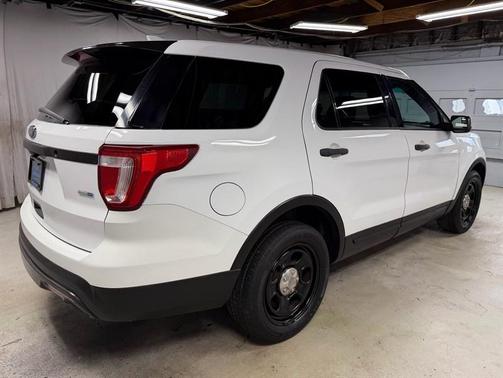 White 2017 Ford Utility Police Interceptor Base