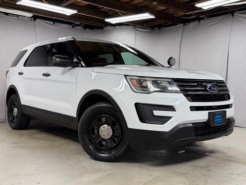 White 2017 Ford Utility Police Interceptor Base