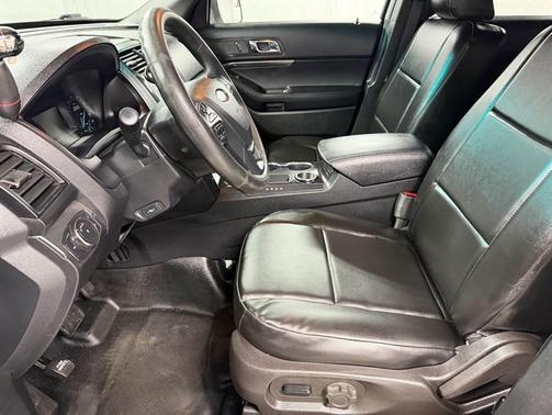 White 2017 Ford Utility Police Interceptor Base