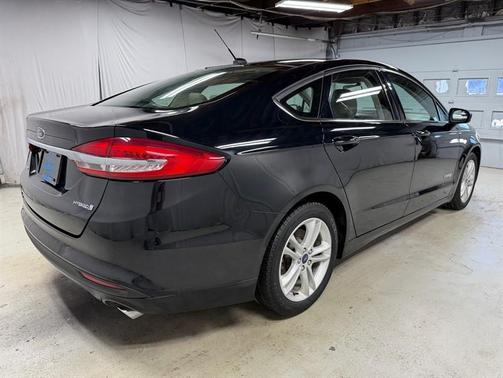 Black 2018 Ford Fusion Hybrid S