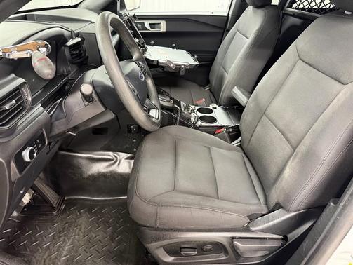 2023 Ford Utility Police Interceptor Base