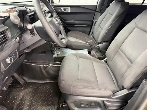 Black 2020 Ford Utility Police Interceptor Base
