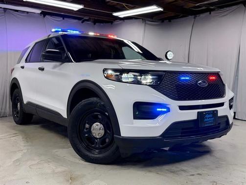2023 Ford Utility Police Interceptor Base