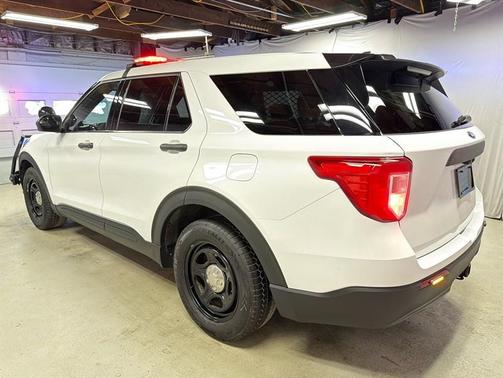 White 2022 Ford Utility Police Interceptor Base