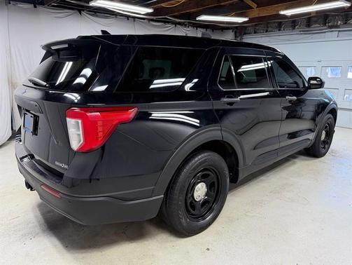 Black 2020 Ford Utility Police Interceptor Base