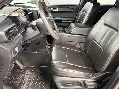 Black 2020 Ford Utility Police Interceptor Base