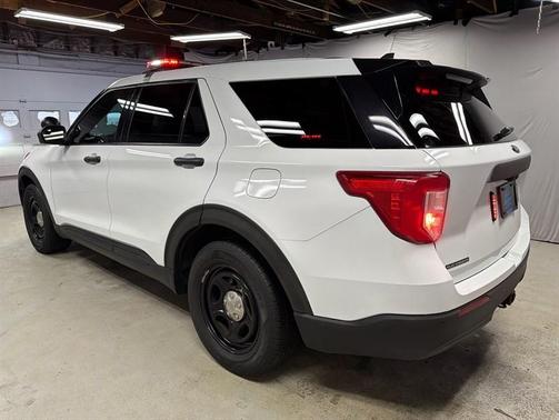 White 2021 Ford Utility Police Interceptor Base