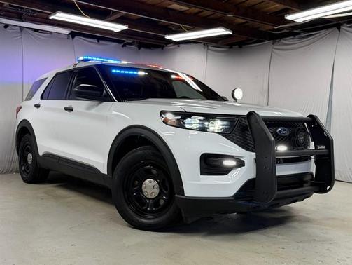 White 2021 Ford Utility Police Interceptor Base