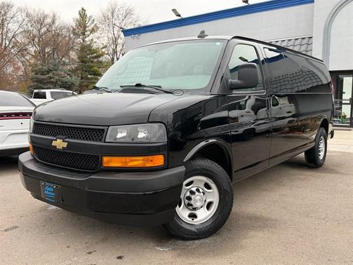 2020 Chevrolet Express 3500 LS