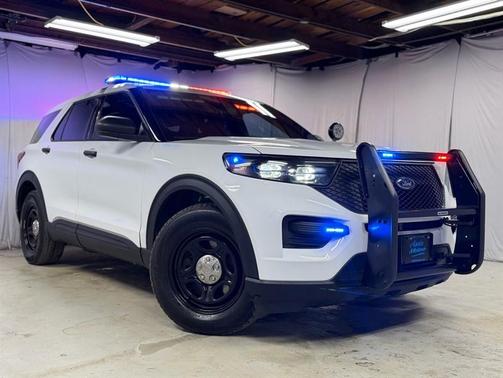 2023 Ford Utility Police Interceptor Base
