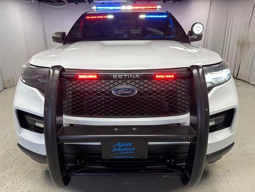 White 2022 Ford Utility Police Interceptor Base