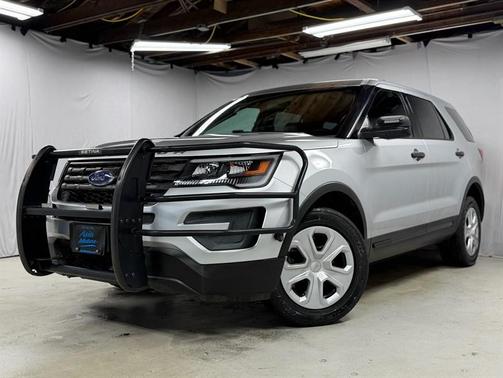 Silver 2016 Ford Utility Police Interceptor Base